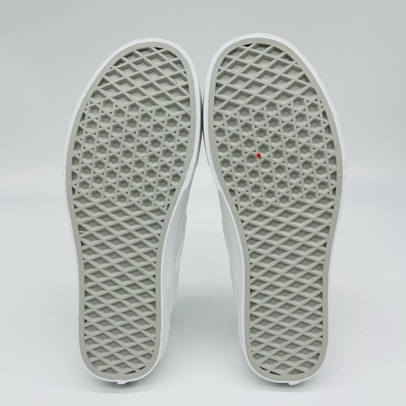 Classic Slip On Vans - Picture 7 of 10